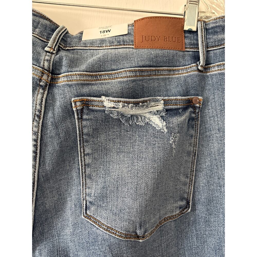Judy Blue High Waist Straight Fit Distressed Wash Denim Jeans 18W NWT JB82470MD - Picture 5 of 6